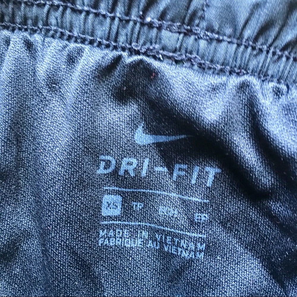 Nike Tempo Shorts - Picture 4 of 4